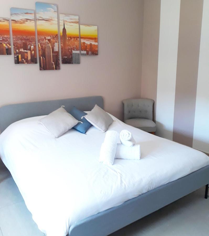 Stanza Vacanza Confortevole In Appartamento Ad Un Passo Dal Mare Vallecrosia Buitenkant foto
