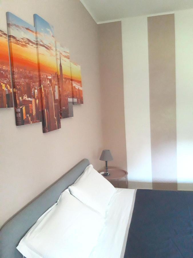 Stanza Vacanza Confortevole In Appartamento Ad Un Passo Dal Mare Vallecrosia Buitenkant foto